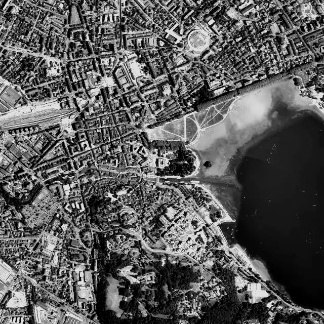 Vue aérienne d’Annecy