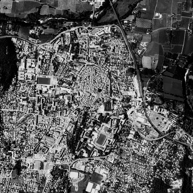 Vue aérienne de Bagnols-sur-Cèze