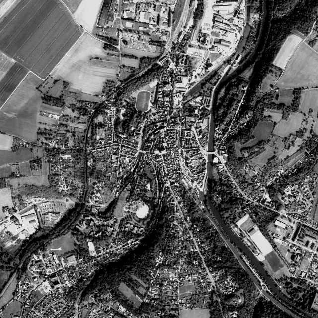 Vue aérienne de Clamecy