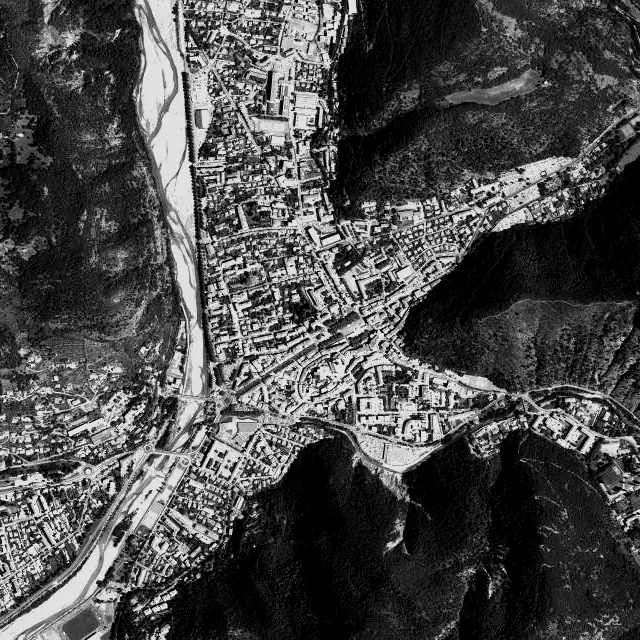 Vue aérienne de Digne-les-Bains