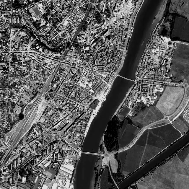 Vue aérienne de Mâcon