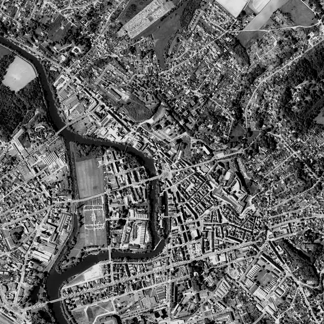 Vue aérienne de Sedan