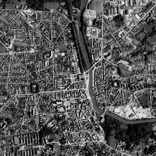 Vue aérienne de Soissons