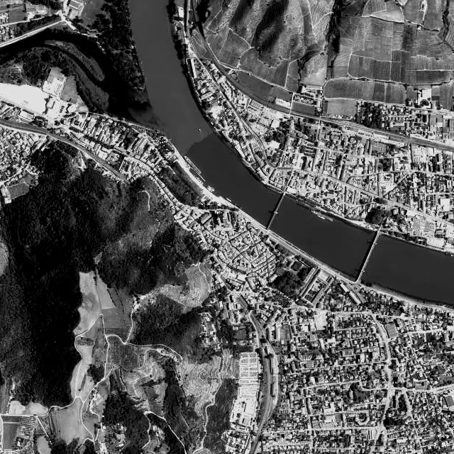 Vue aérienne de Tournon-sur-Rhône