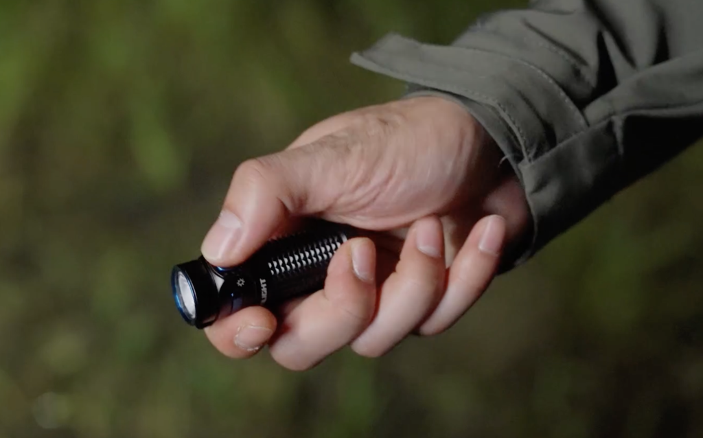 Lampe torche compacte pour l’urbex : comment choisir le bon modèle avant d’explorer